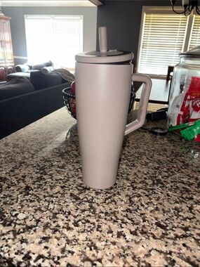 Brumate 40 oz Tan tumbler